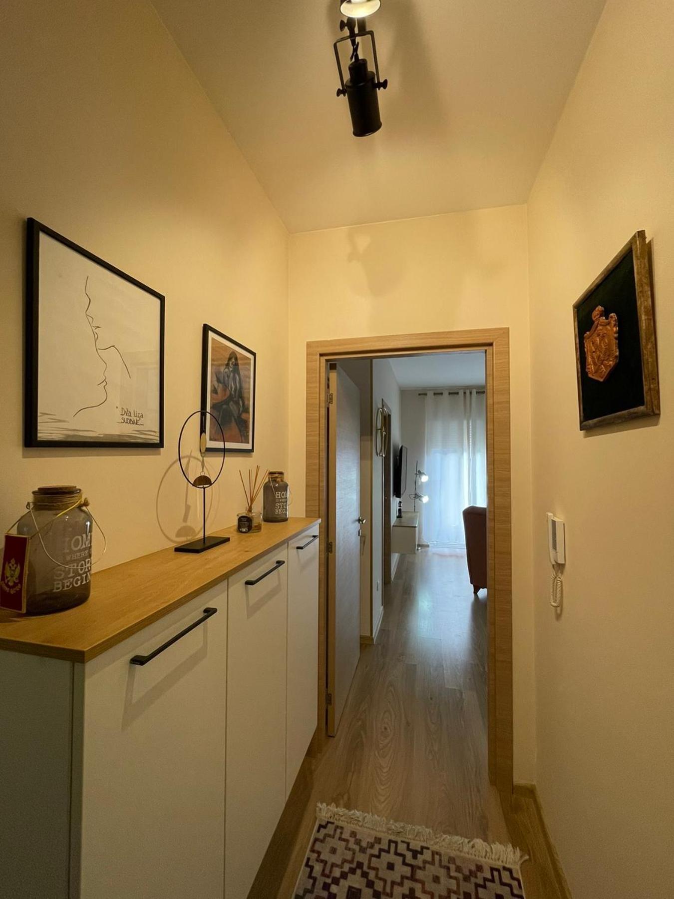 Apartman Montenegrina Budva Zewnętrze zdjęcie